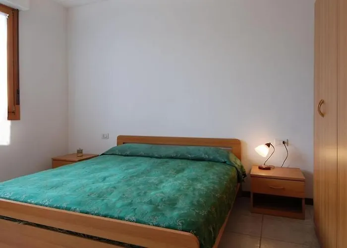 Ur-nest Fantin Bolonia